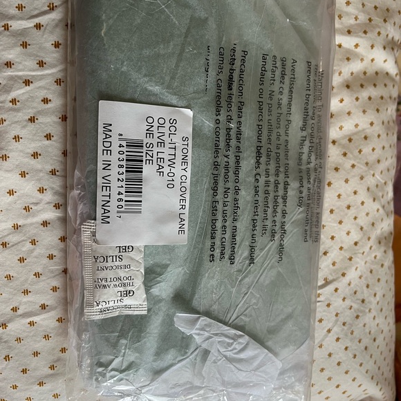 Green Leather Clutch - Picture 3 of 6